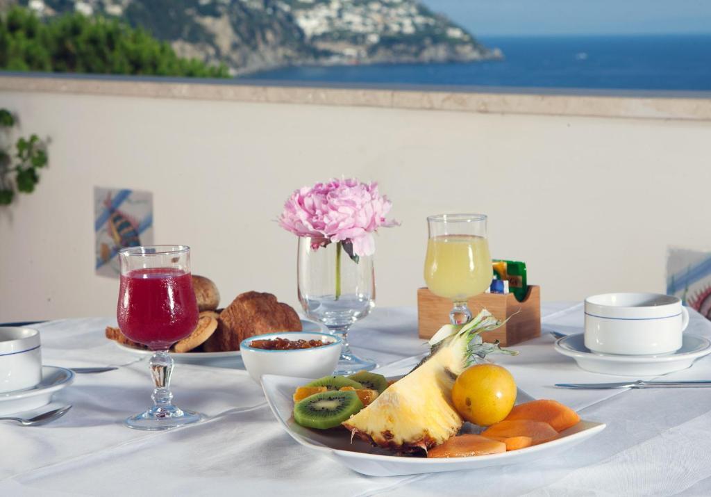 Hotel Vittoria Positano Oda fotoğraf